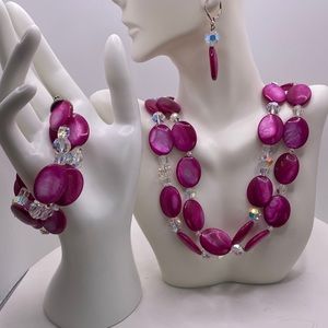 Necklace/bracelet/earring set